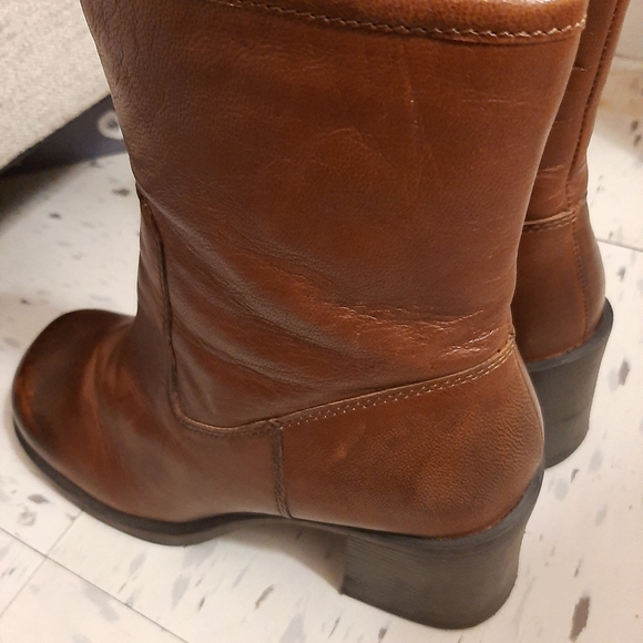 Lyla 70's Cognac BootRegular price$119.00 - Picture 7 of 15